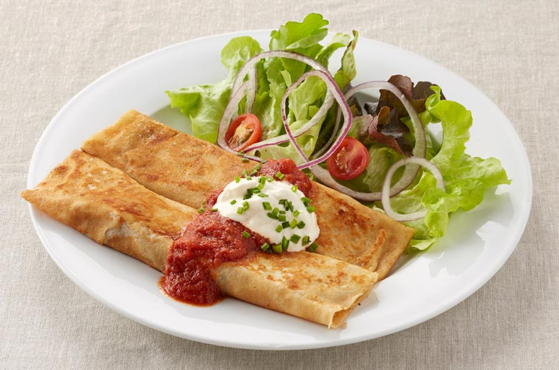 Crepe with salad